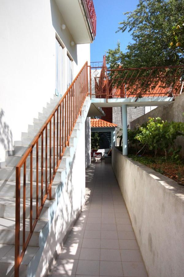 Apartment Sali 890B Екстериор снимка